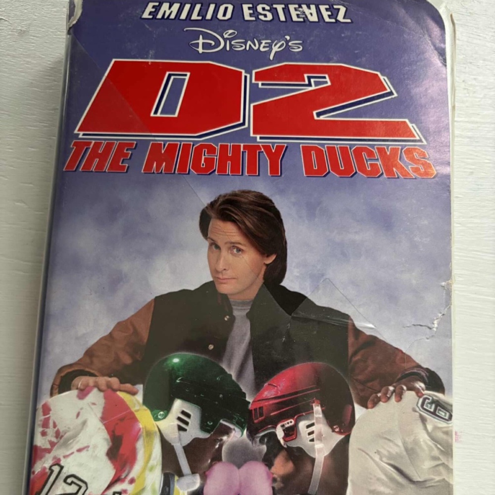 Disney D2: The Mighty Ducks VHS